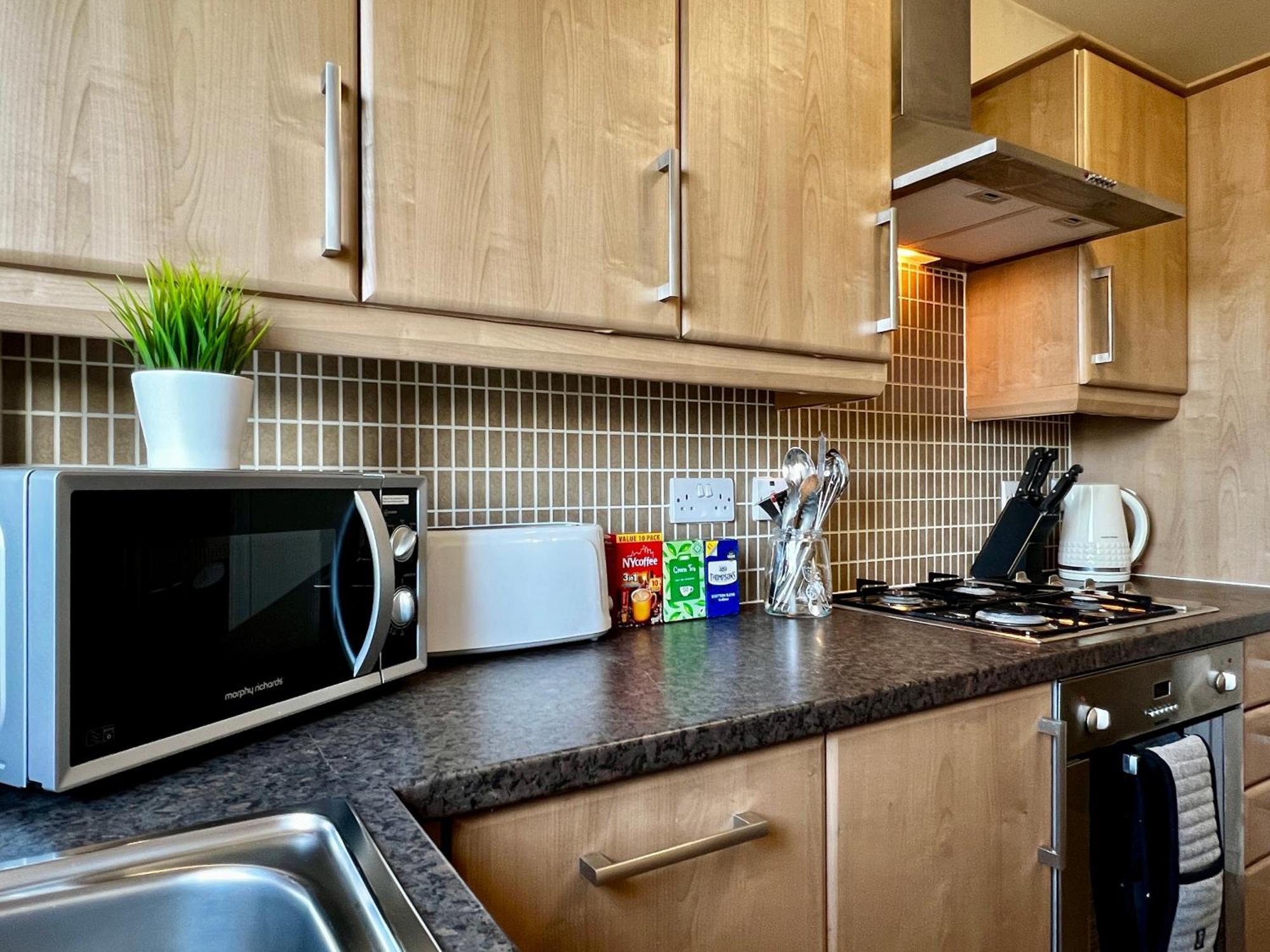 Stylish Modern Flat With Juliet Balcony & Parking Apartment Glasgow Exterior photo